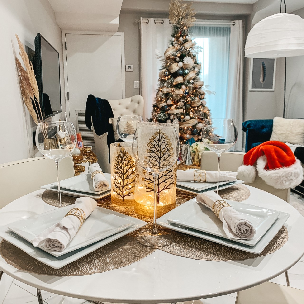 Christmas Decor for a Small Dining Table Simple Things
